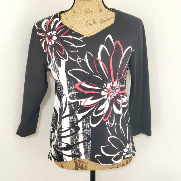 Alfred Dunner Floral  graphics rhinestone embellished top Sm 3/4 length sleeve - Picture 3 of 8
